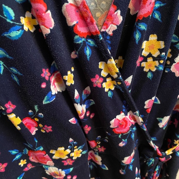 Floral tank top from faith & joy, women’s small - Picture 4 of 7